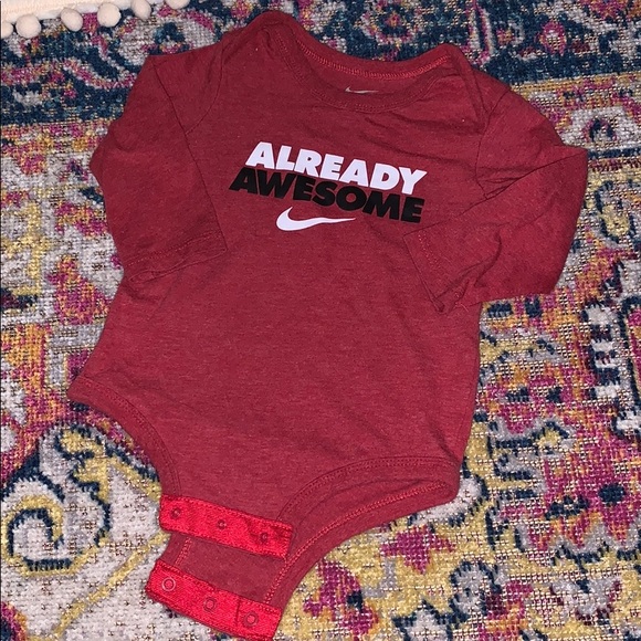 Nike two piece - Picture 2 of 5